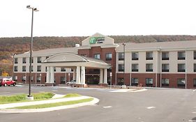 Holiday Inn Express & Suites Cumberland - La Vale By Ihg